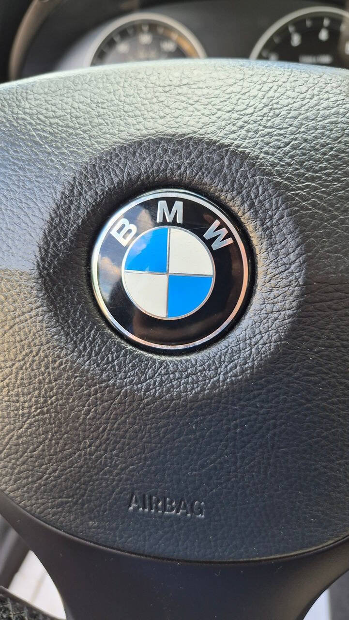 Used 2012 BMW 528i xDrive Sedan AWD/4WD image 43