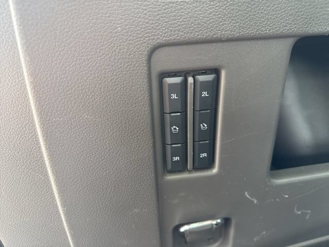 Used 2018 Ford Expedition Limited w/ Equipment Group 301A AWD/4WD image 13
