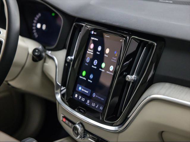New 2026 Volvo V60 B5 Cross Country Plus w/ Climate Package image 21
