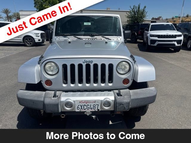 Used 2012 Jeep Wrangler Unlimited Sahara w/ Connectivity Group AWD/4WD image 9