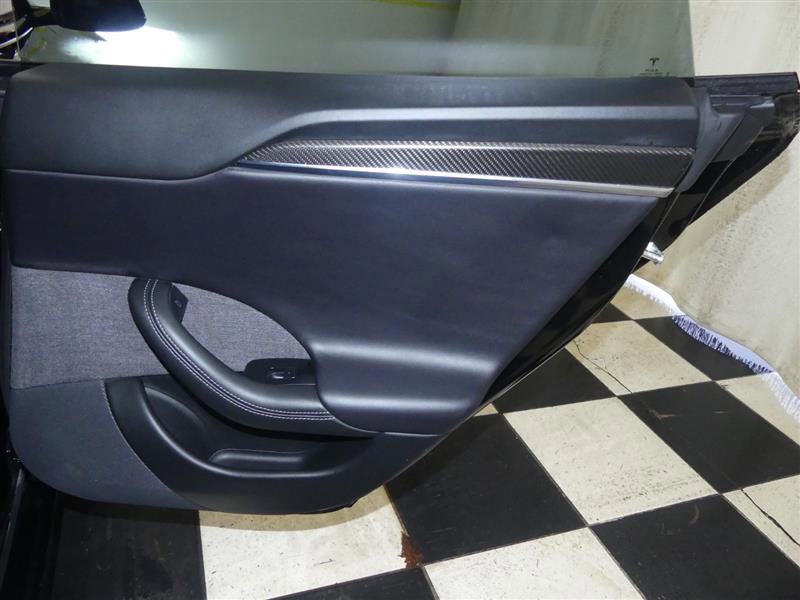 Used 2022 Tesla Model S Plaid image 26