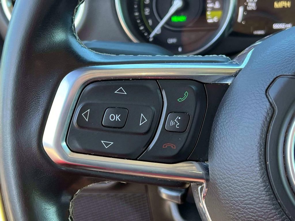 Certified 2022 Jeep Wrangler Unlimited Sahara image 19