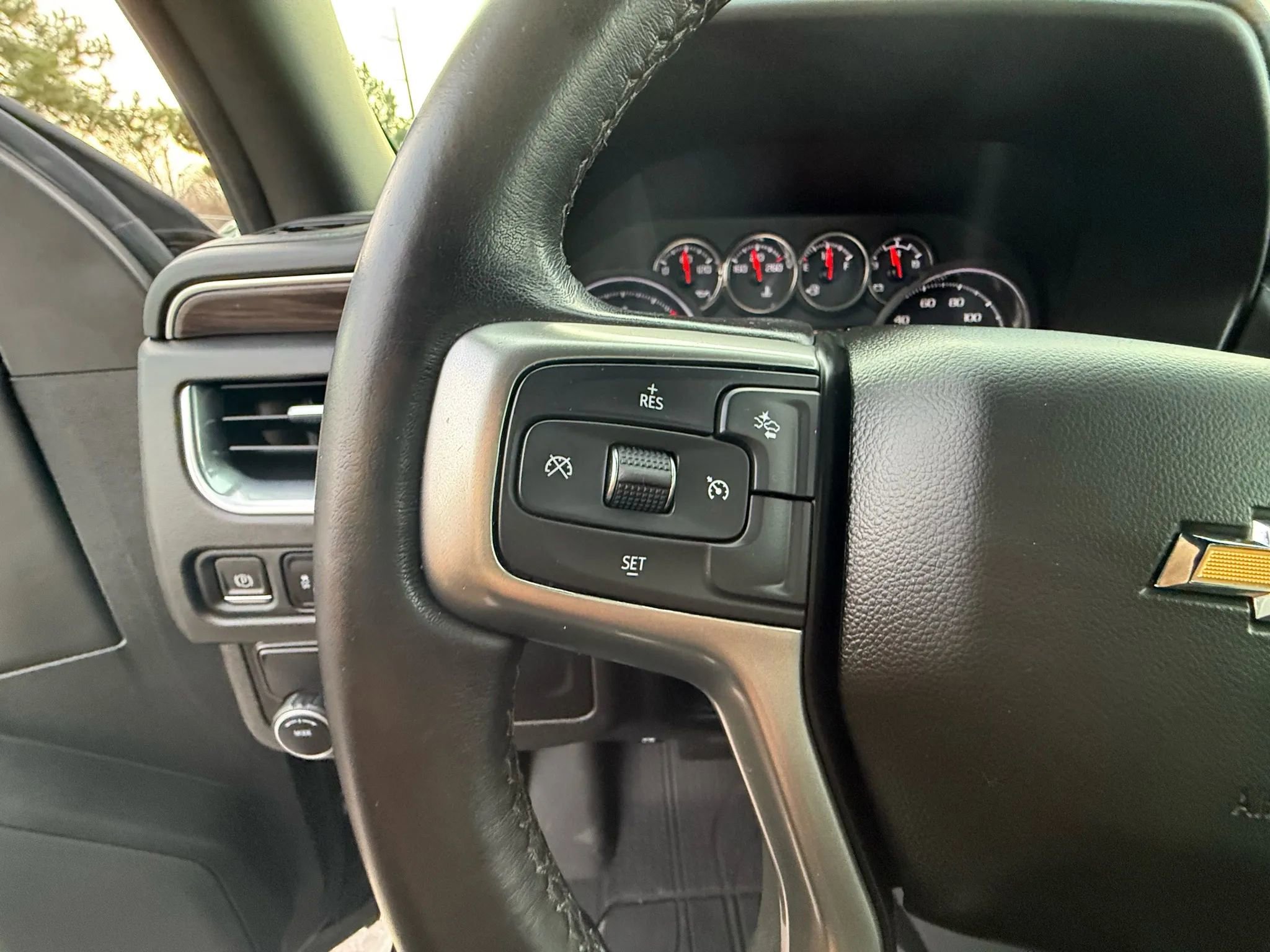 Used 2021 Chevrolet Tahoe LS image 29