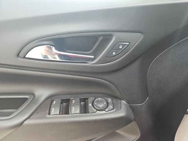 Used 2019 Chevrolet Equinox LT FWD image 28