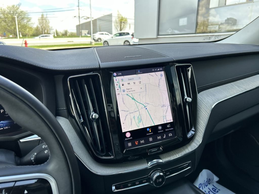 Certified 2022 Volvo XC60 B5 Inscription w/ Advanced Package AWD/4WD image 20