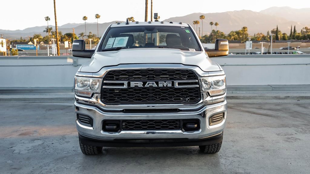 Used 2023 RAM 2500 Tradesman w/ Chrome Appearance Group AWD/4WD image 3