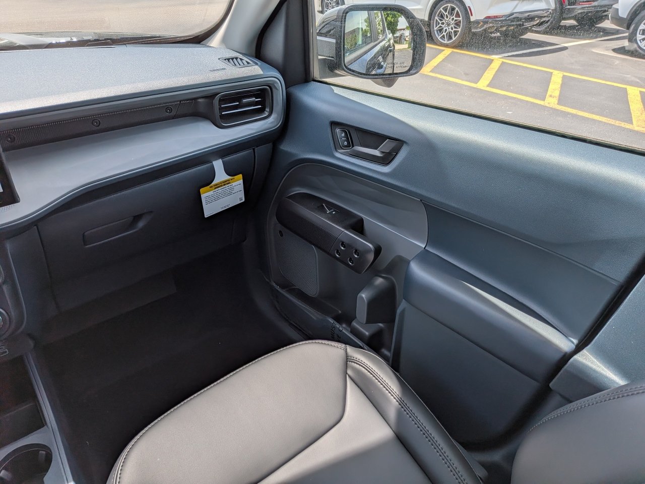 New 2026 Ford Maverick Lariat w/ Black Appearance Package AWD/4WD image 18