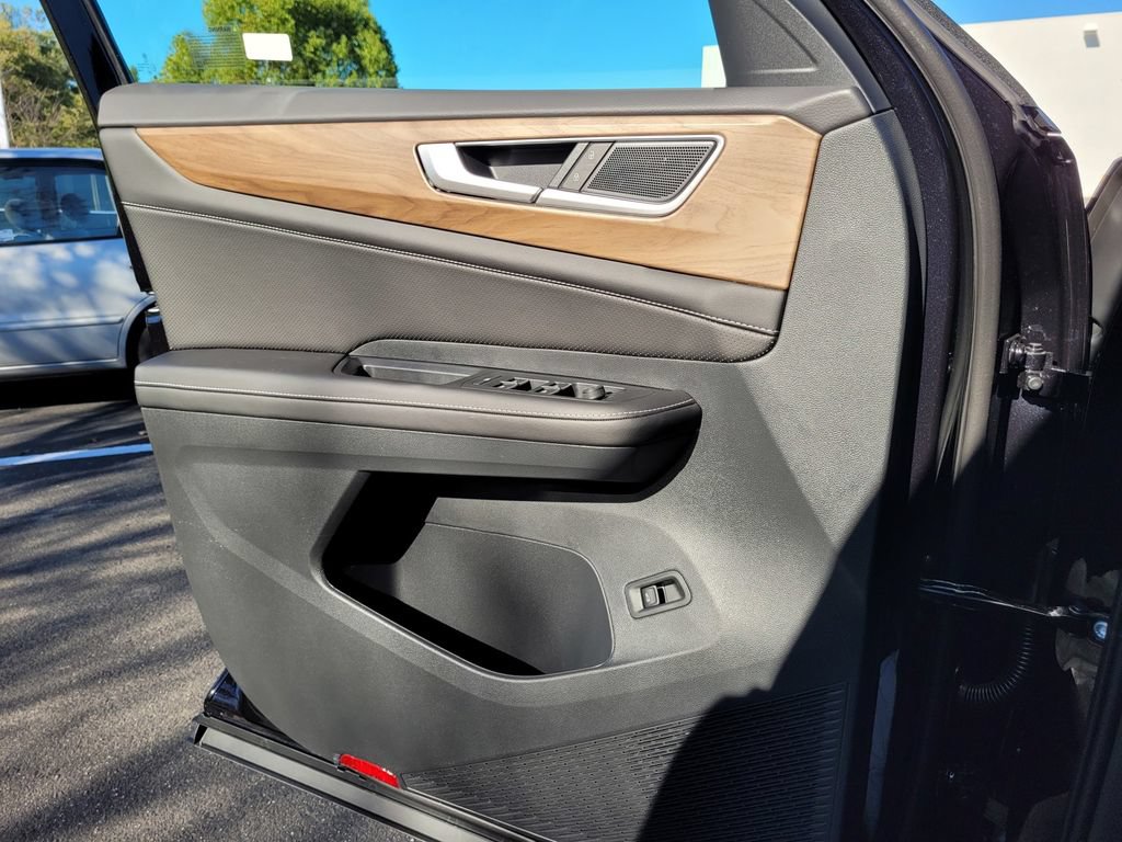 New 2026 Volkswagen Atlas SE FWD image 25