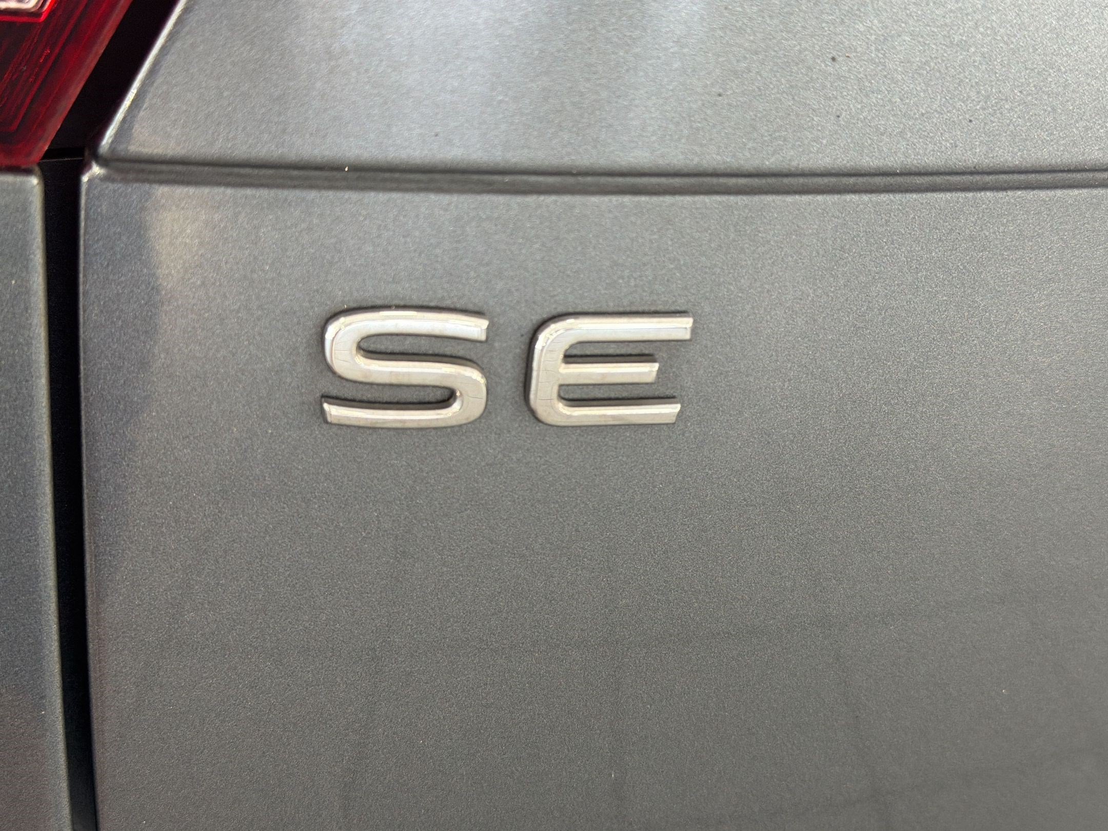 Used 2023 Volkswagen Tiguan SE FWD image 29
