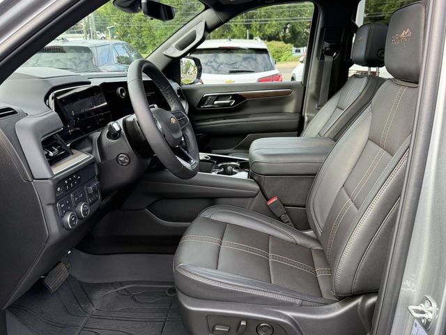 Certified 2025 Chevrolet Tahoe High Country AWD/4WD image 11