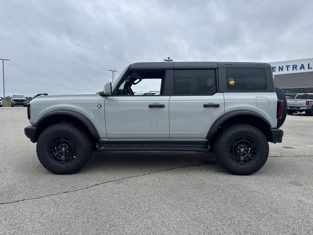 New 2026 Ford Bronco Outer Banks w/ Sasquatch Package AWD/4WD image 3