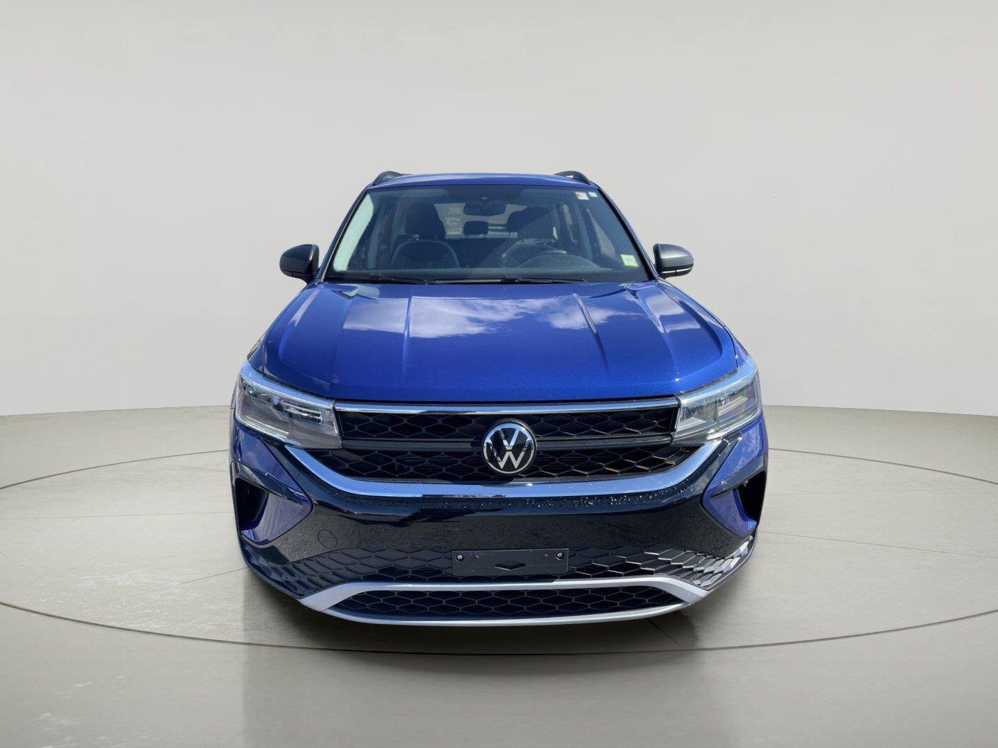 Used 2023 Volkswagen Taos S AWD/4WD image 2