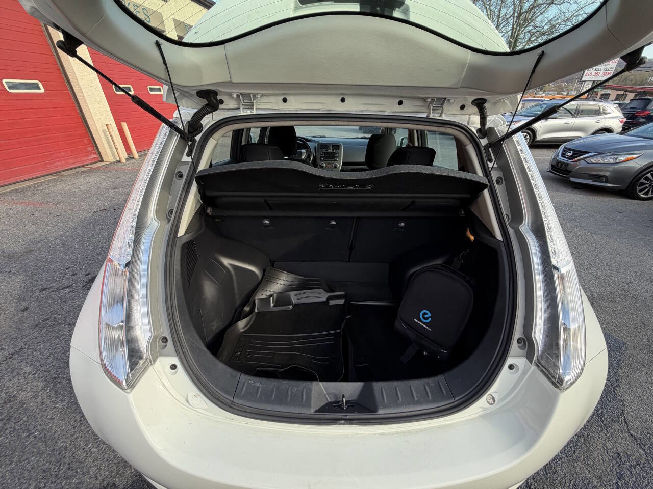 Used 2015 Nissan Leaf S w/ Charge Package image 30