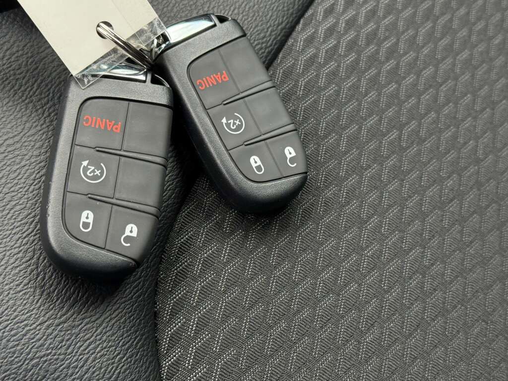 New 2026 Jeep Compass Latitude image 29