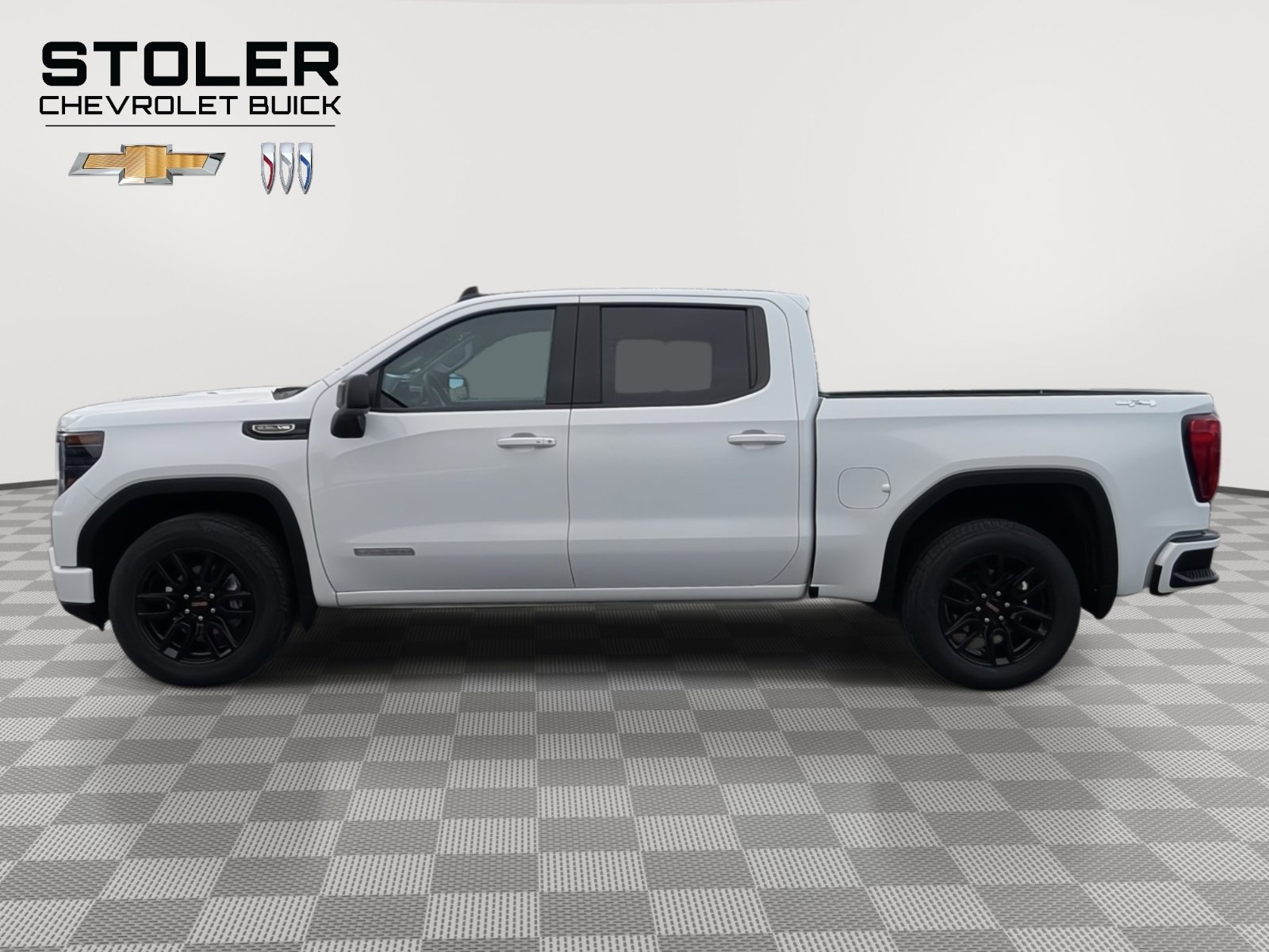 Used 2023 GMC Sierra 1500 Elevation image 2