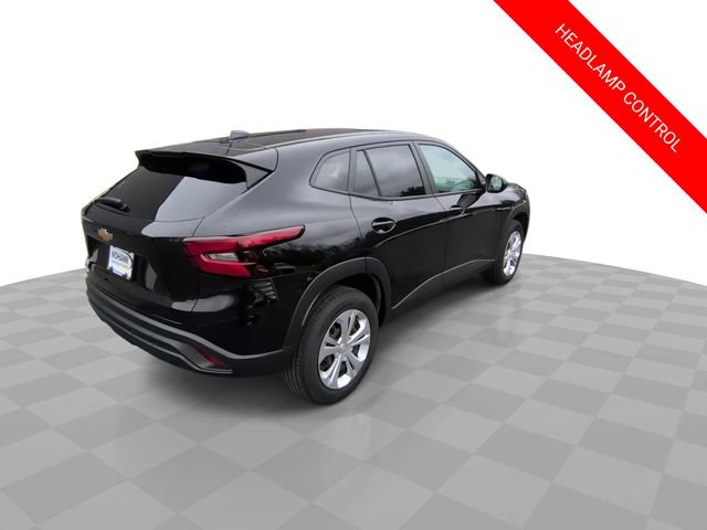 Used 2024 Chevrolet Trax LS image 8