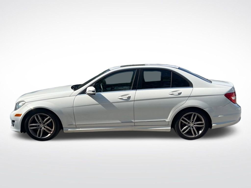 Used 2014 Mercedes-Benz C 250 Sedan image 8
