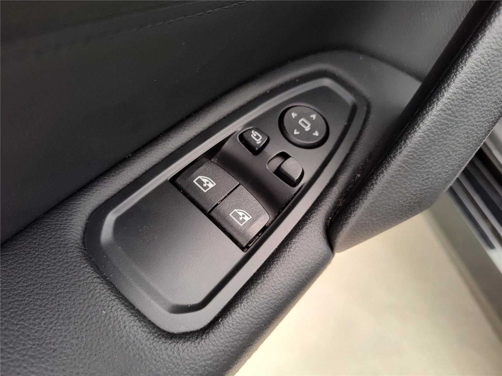 Certified 2025 BMW Z4 sDrive30i RWD image 16