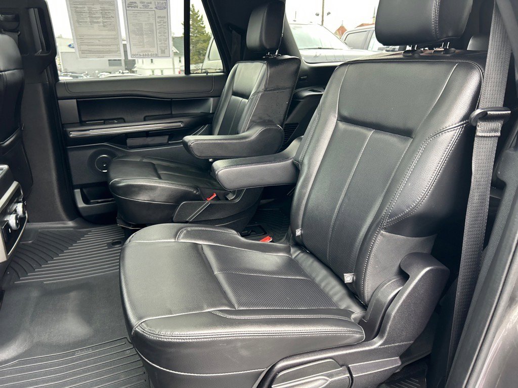 Used 2021 Ford Expedition Max XLT image 12