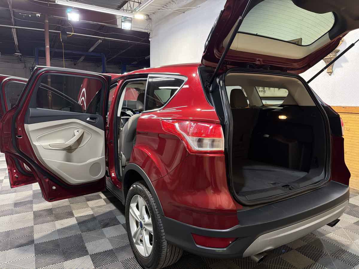Used 2013 Ford Escape SE image 13