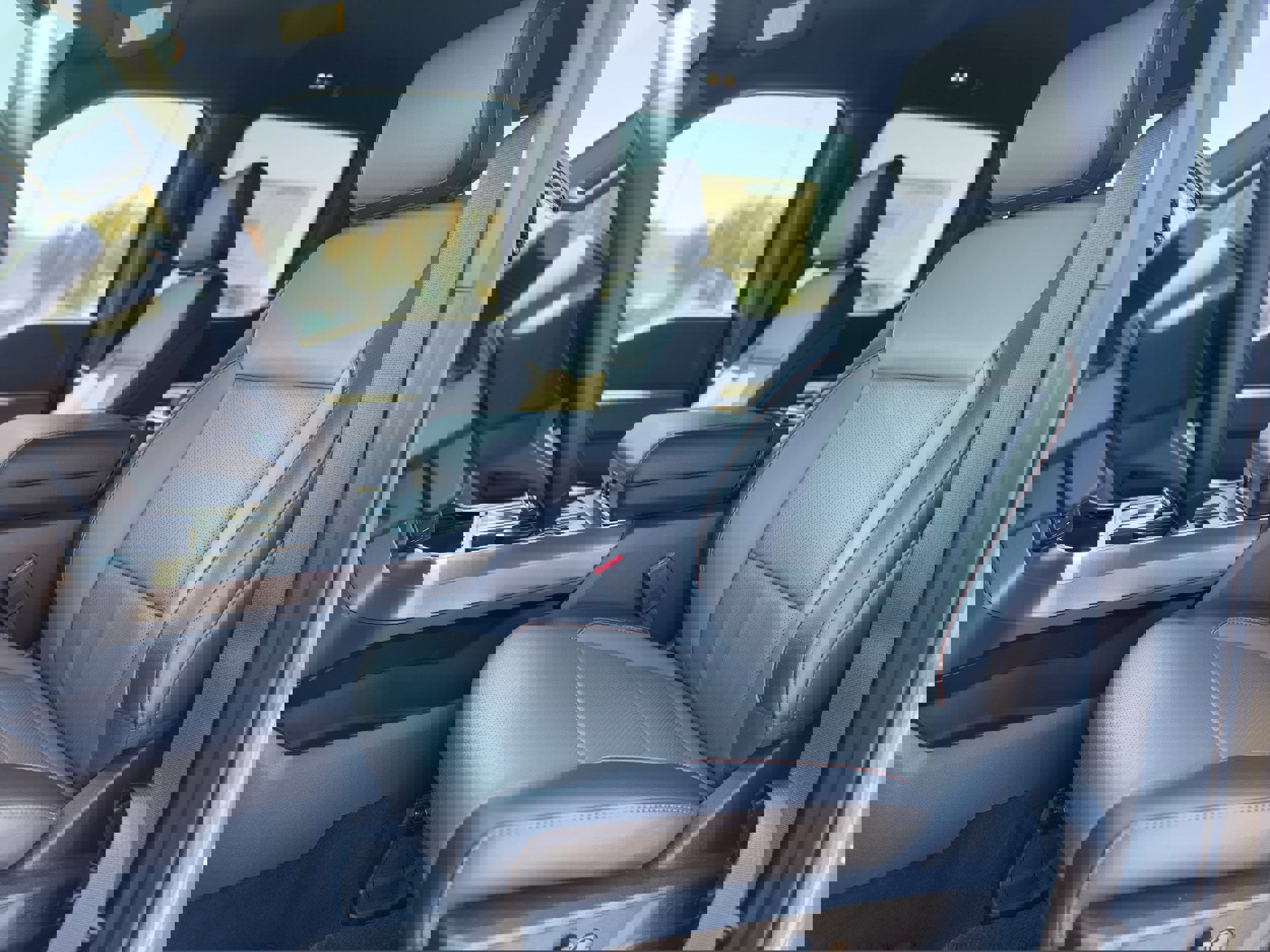 New 2025 Ford F150 Lariat w/ Equipment Group 501A Mid image 13