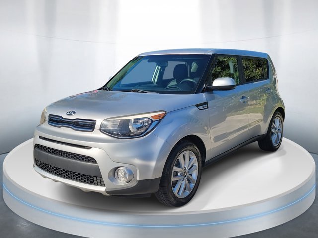 Used 2018 Kia Soul + image 2