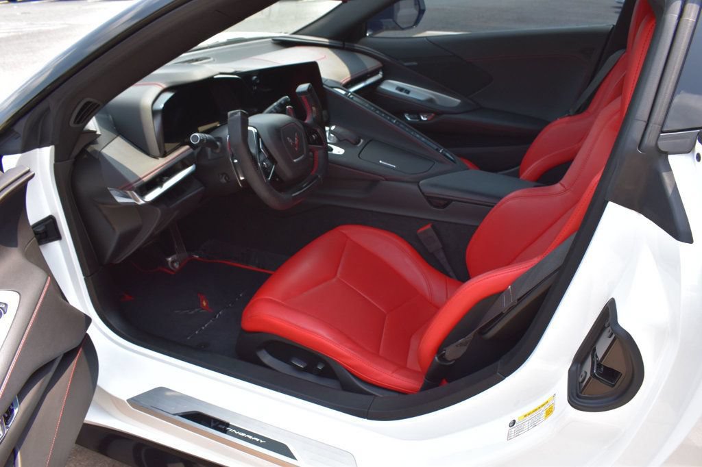 Used 2023 Chevrolet Corvette Stingray Coupe w/ 1LT RWD image 19
