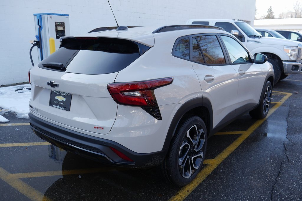 New 2026 Chevrolet Trax RS image 7