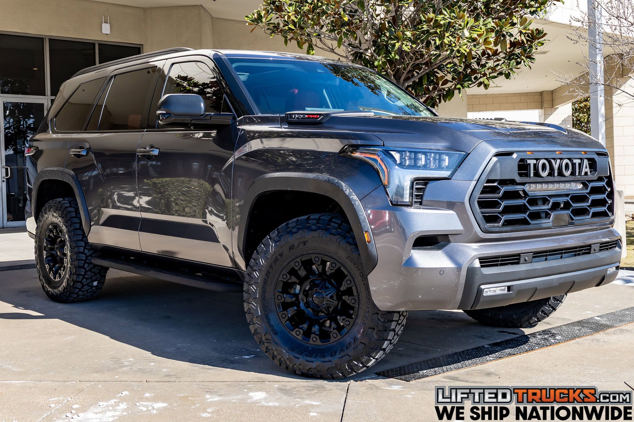 Used 2023 Toyota Sequoia TRD Pro AWD/4WD image 1