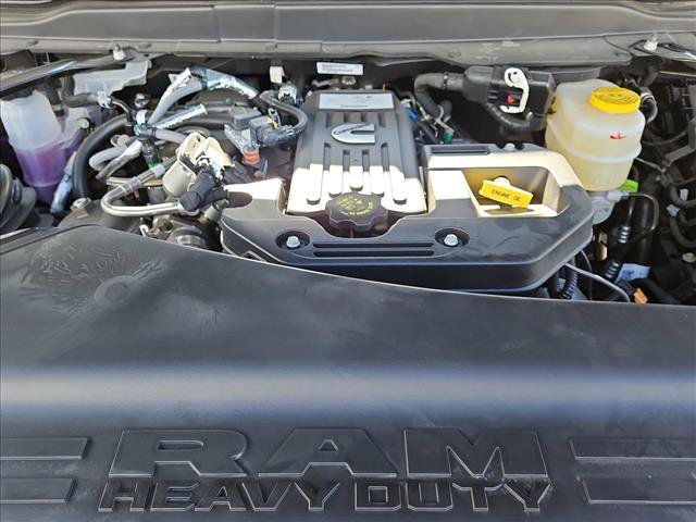 New 2026 RAM 3500 Big Horn AWD/4WD image 17