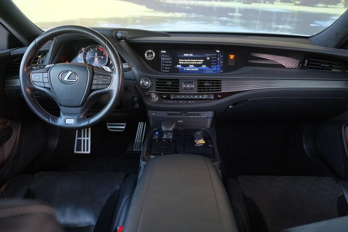 Used 2018 Lexus LS 500 F Sport w/ Performance Package RWD image 18
