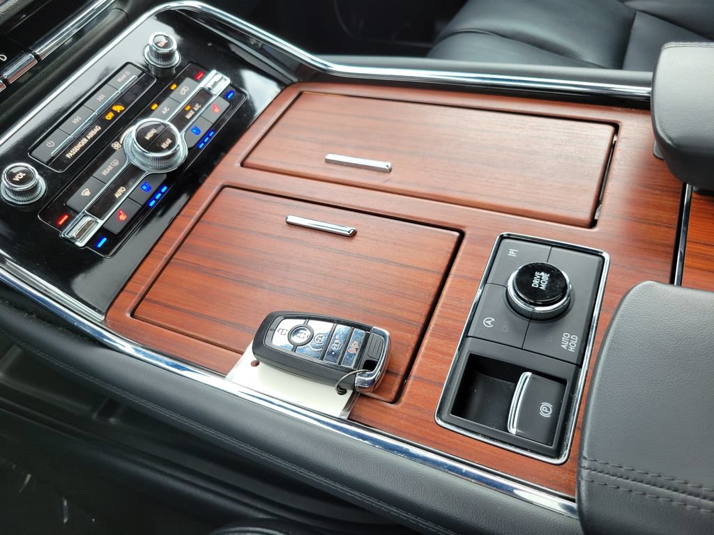 Used 2024 Lincoln Navigator Reserve AWD/4WD image 20