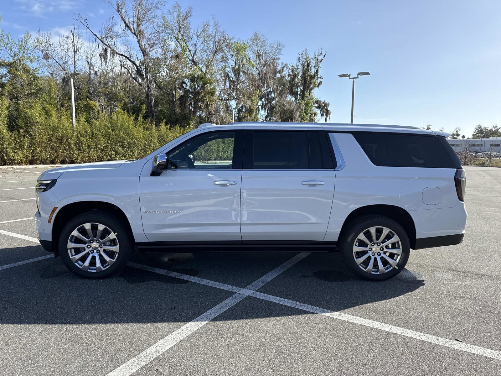 New 2026 Chevrolet Suburban Premier image 6