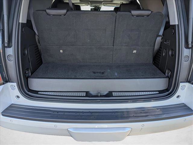 Used 2018 GMC Yukon SLT w/ Premium Edition AWD/4WD image 6