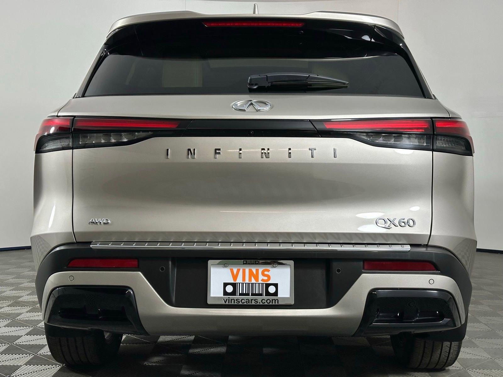 Used 2023 INFINITI QX60 Luxe w/ Cargo Package image 29