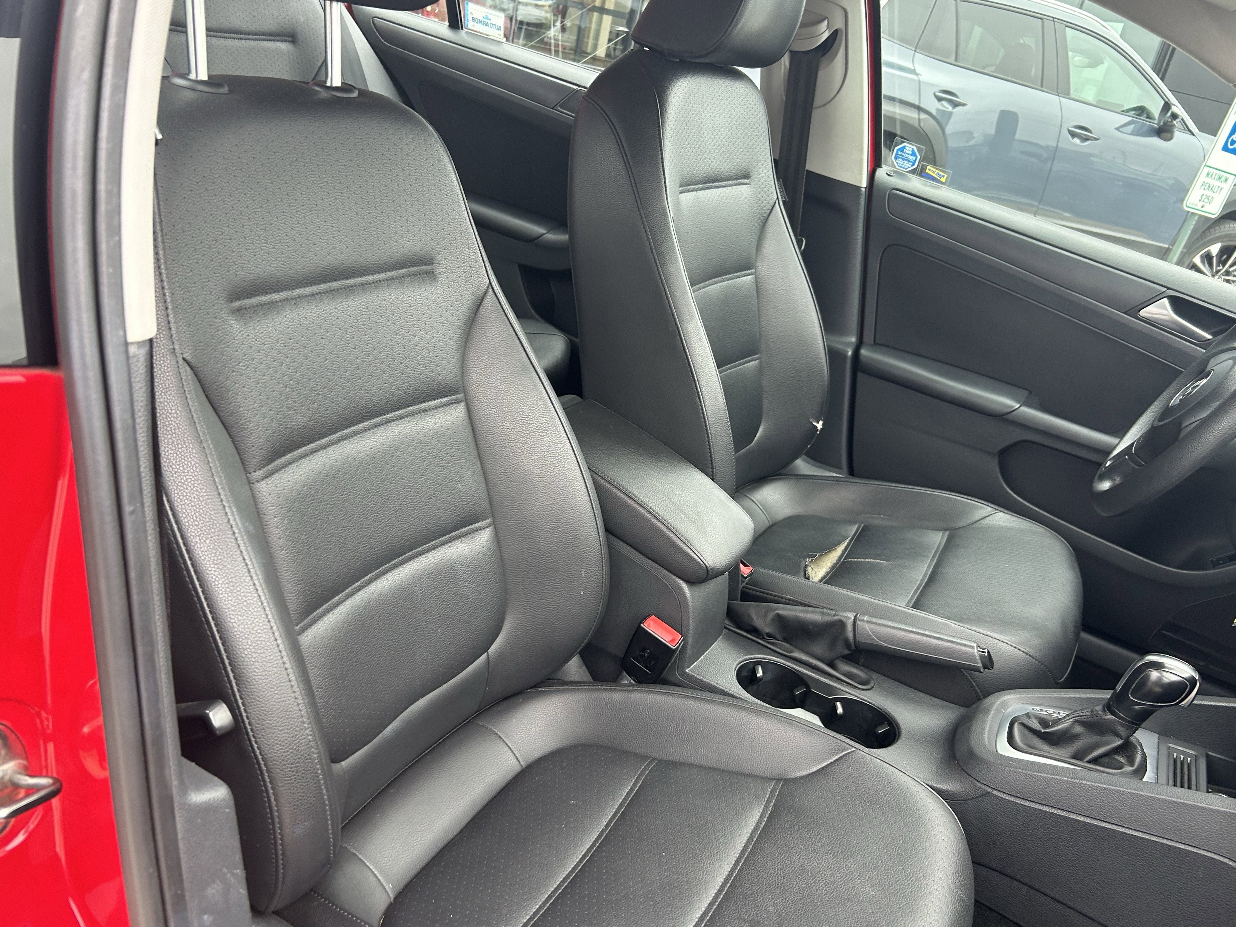 Used 2014 Volkswagen Jetta SE image 18