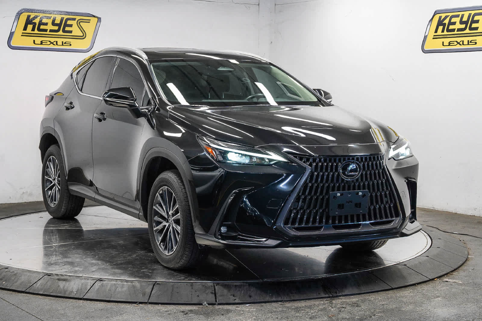 Used 2025 Lexus NX 350 AWD w/ Cold Area Package image 5