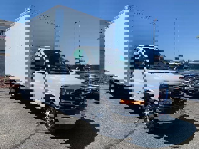 New 2024 GMC Savana 3500 Extended w/ Power Convenience Package image 3