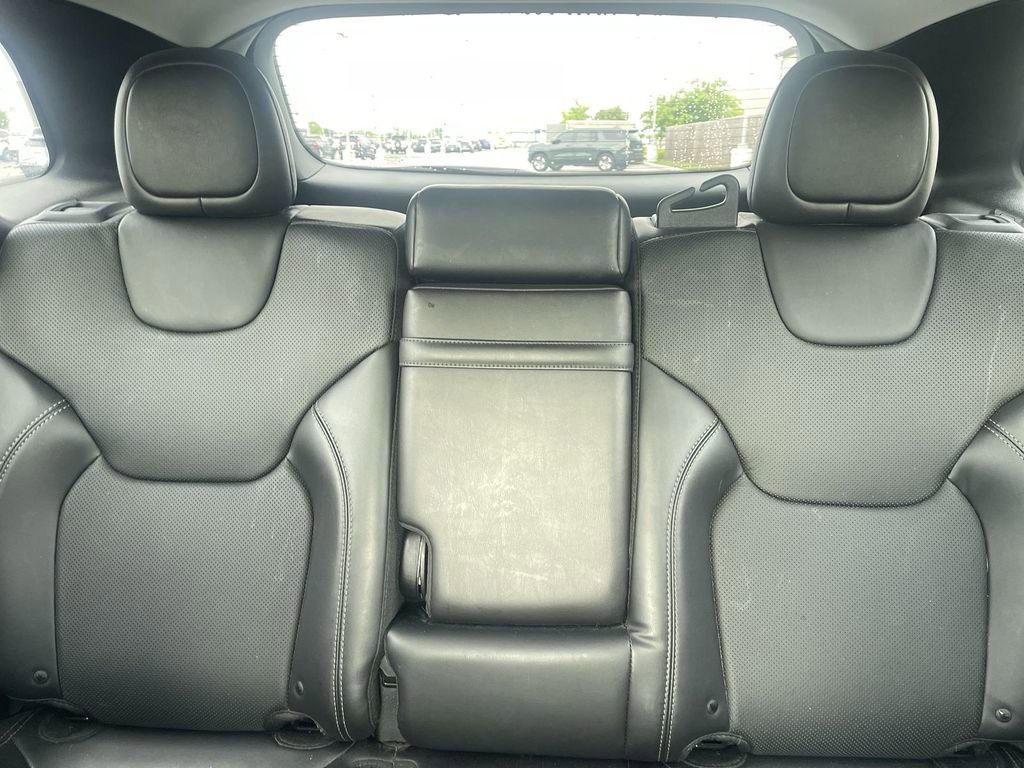 Used 2019 Jeep Cherokee Limited AWD/4WD image 19