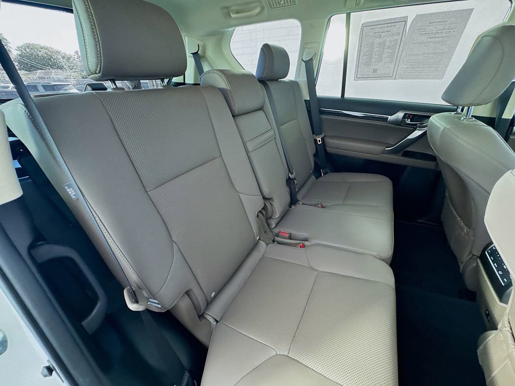 Used 2023 Lexus GX 460 Premium image 28