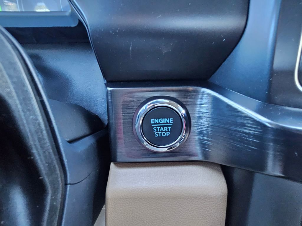 New 2026 Ford F250 Lariat w/ Chrome Package image 43