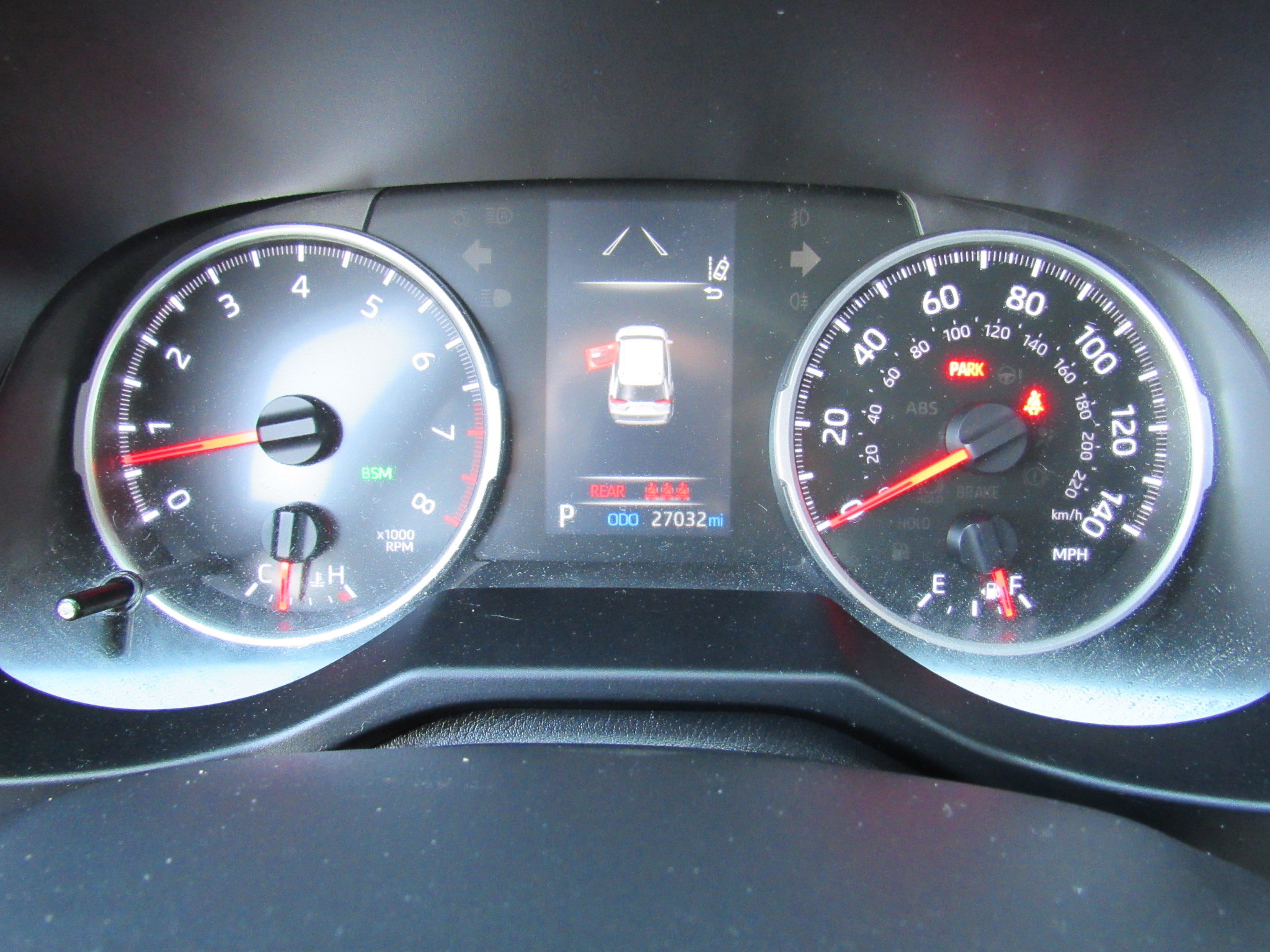 Used 2021 Toyota RAV4 XLE w/ XLE Grade Weather Package image 16