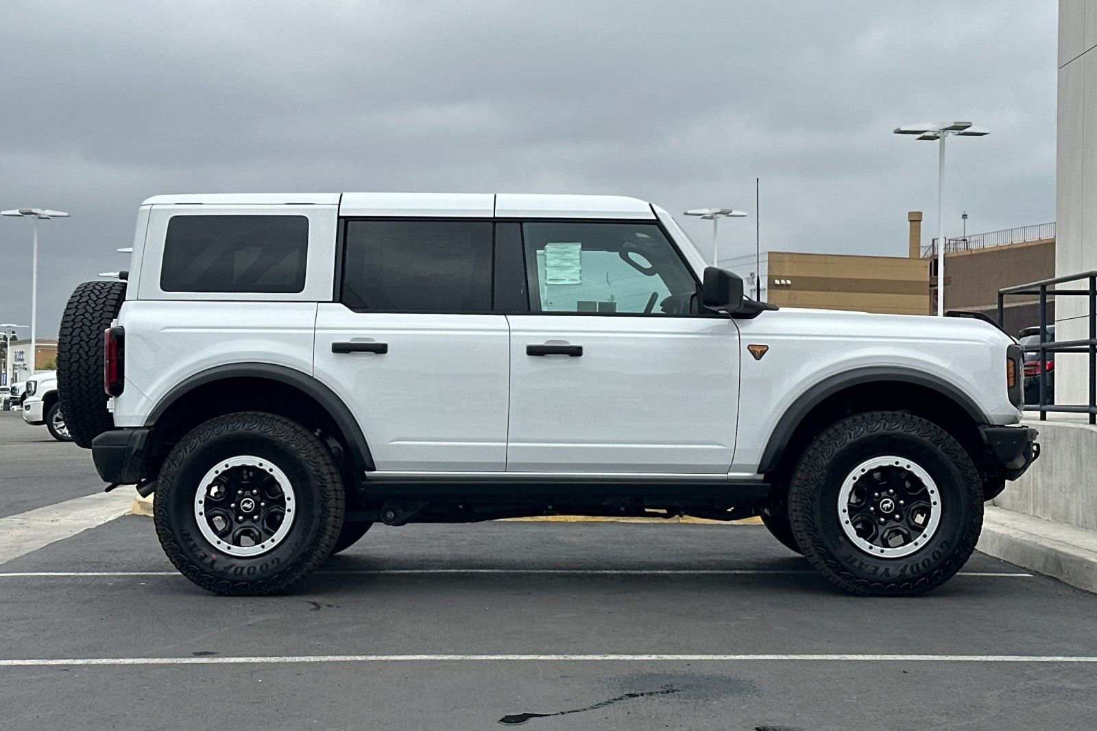 New 2026 Ford Bronco Badlands image 2