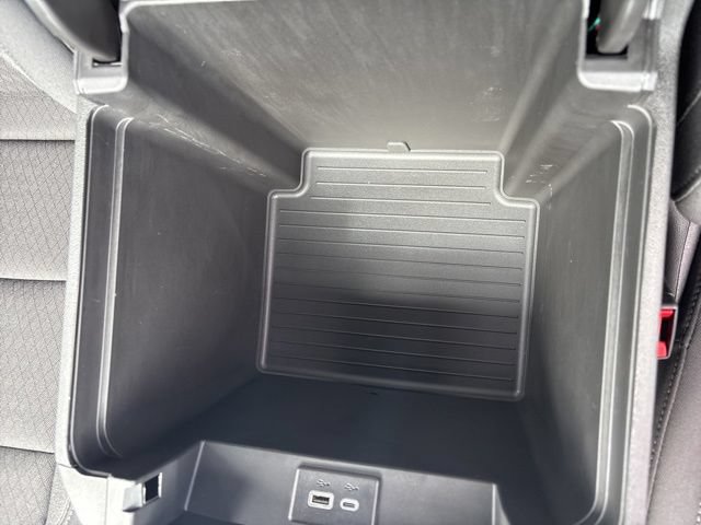 New 2026 Chevrolet Tahoe LS w/ LS Custom Edition AWD/4WD image 24