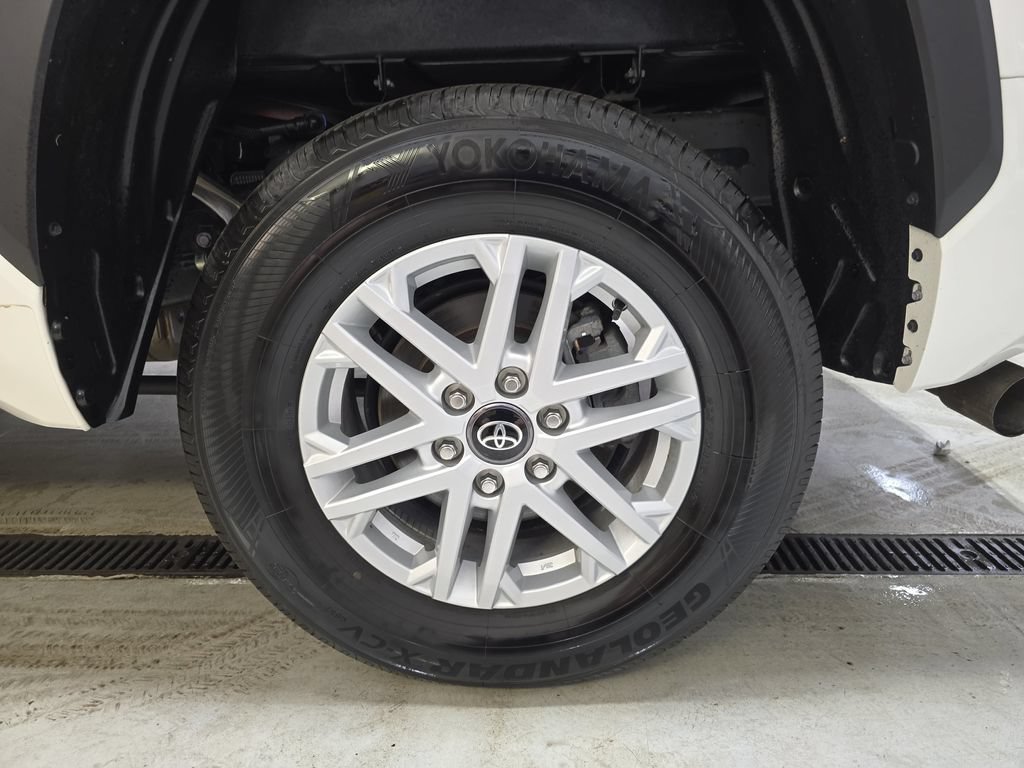 Certified 2025 Toyota Tundra SR5 AWD/4WD image 35