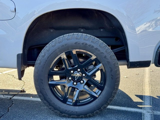 Used 2022 Chevrolet Silverado 1500 LT Trail Boss w/ Bed Protection Package image 30