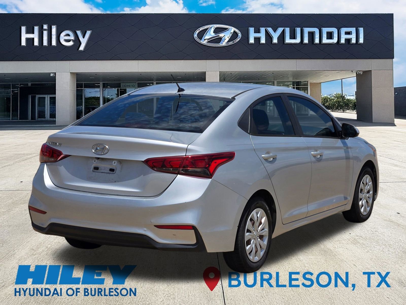 Used 2019 Hyundai Accent SE FWD image 4