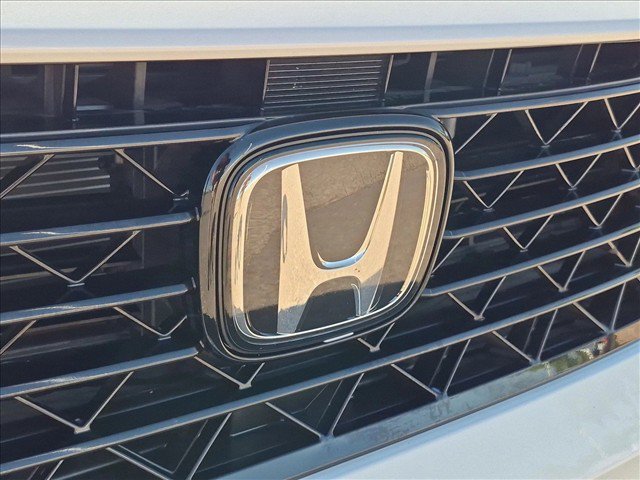 Used 2025 Honda Accord SE image 29