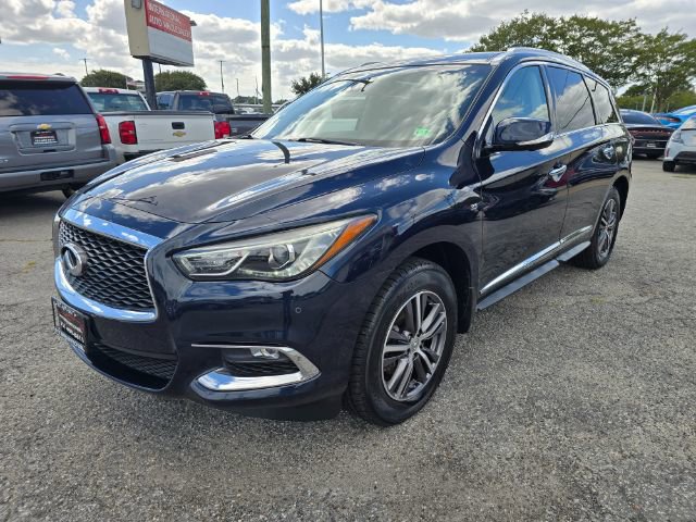 Used 2019 INFINITI QX60 Luxe w/ Essential Package image 3