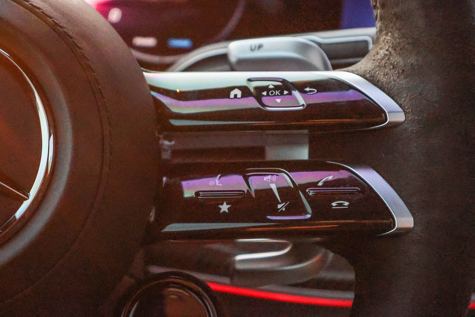 Used 2024 Mercedes-Benz GLS 63 AMG 4MATIC image 31